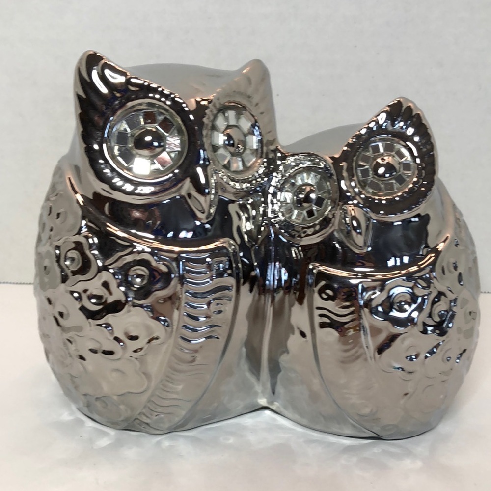 Silver Shinny Metal Owl Figurine